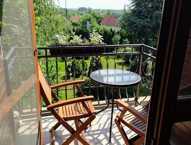 Bodo Haz בית הארחה